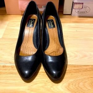 Clarks Artisan shoes!! S👠